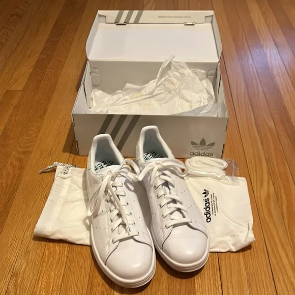 Brand New Adidas Stan Smith size: women’s 11 or men’s 10. - Picture 8 of 10